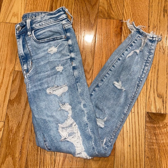 AMERICAN EAGLE - Ne(x)t Level Stretch - Ripped Super Hi-Rise Jeggings - Picture 5 of 6